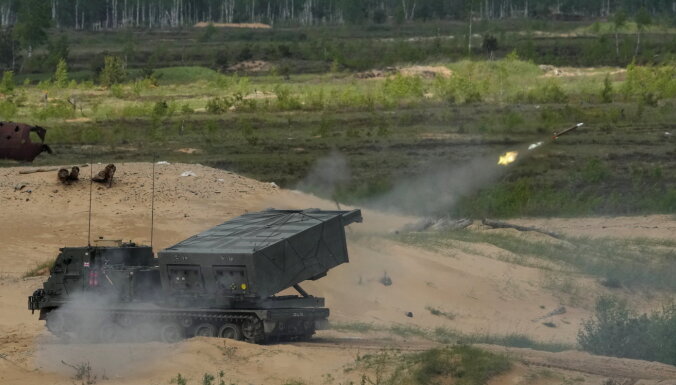 Британия планирует отправить в Украину ракетные системы M270 MLRS