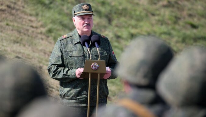 Baltkrievijā uz manevriem ierodas Krievijas karavīri