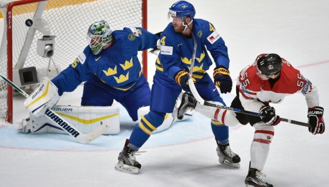 Hokeja klasikā Kanāda-Zviedrija un vēl trīs spēlēs noskaidro PČ pusfināla dalībniekus