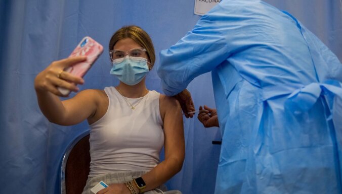 Grieķija nosaka obligātu vakcinēšanos visiem veselības aprūpes darbiniekiem