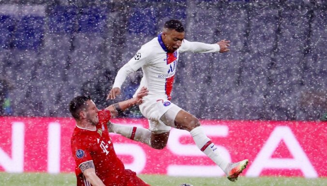 UEFA Čempionu līga: PSG sniegotajā Minhenē rezultatīvā spēlē iztur 'Bayern' spiedienu
