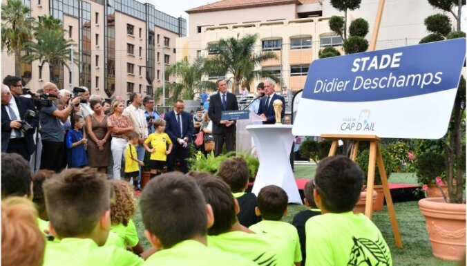 Francijas futbola izlases trenera Dešāma vārdā nosauc stadionu Monako