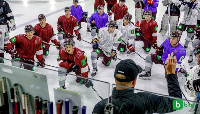 Foto: Latvijas hokeja izlase sākusi gatavošanos olimpisko spēļu kvalifikācijas turnīram