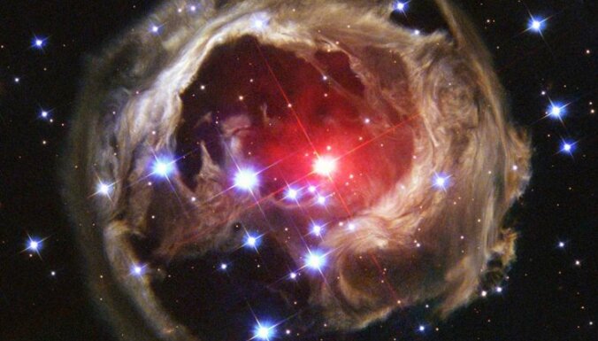 Астрономы впервые нашли "бессмертную" сверхновую звезду