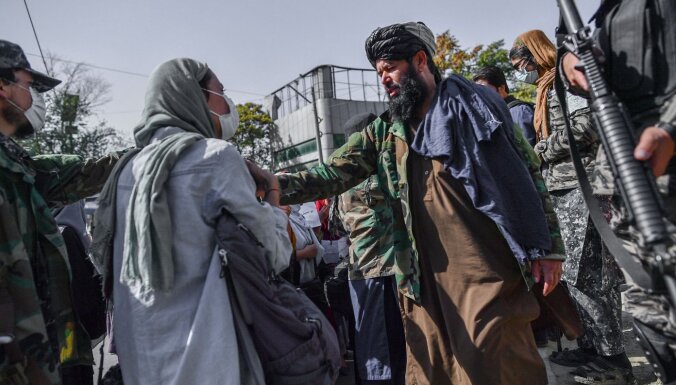 Taliban kaujinieki Afganistānas ziemeļos aizturējuši četrus 'Islāma valsts' atbalstītājus