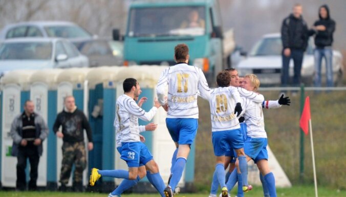 Daugavpils 'Daugava' izcīna Latvijas pirmo Superkausu futbolā