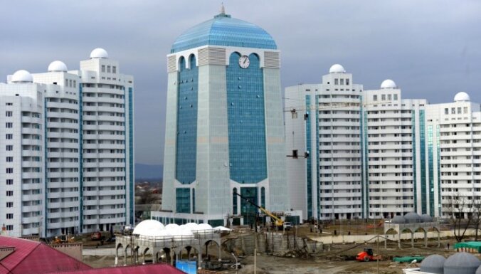 ФОТО: В чеченском городе Шали возвели район высоток и большую мечеть