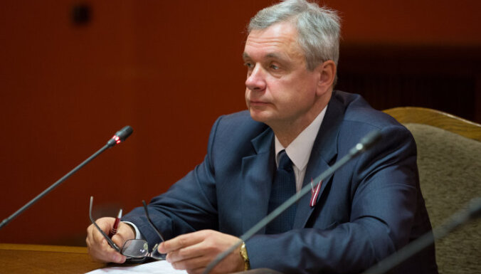 Шадурскис: если не привести в порядок школьную сеть, учителя будут жить в вечной бедности
