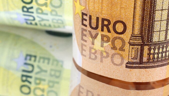 Latvijas finanšu iestāžu peļņa gada pirmajā mēnesī sasniegusi 51,9 miljonus eiro