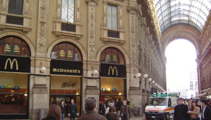 Arhitektūras entuziasti saķer galvu un apēd burgeru jeb 'McDonald's' restorāni brīnišķīgās un vēsturiskās ēkās