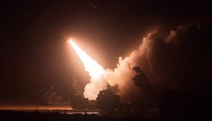 Atbildot Ziemeļkorejai, ASV un Dienvidkoreja izšāvušas astoņas raķetes