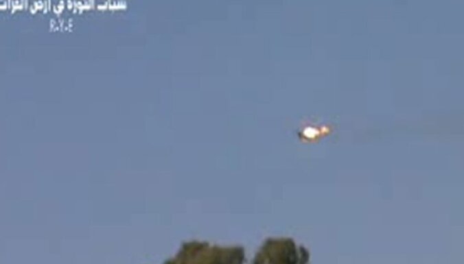Sīrijas nemiernieki notriekuši armijas kaujas lidmašīnu