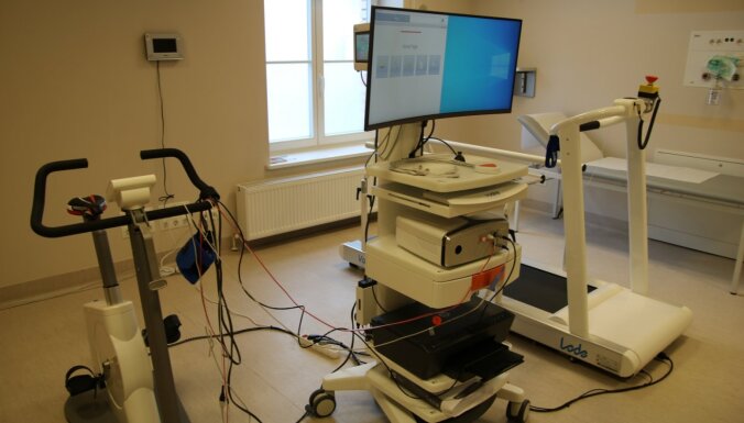Bērnu slimnīcā iekārto velospiroergometrijas kabinetu