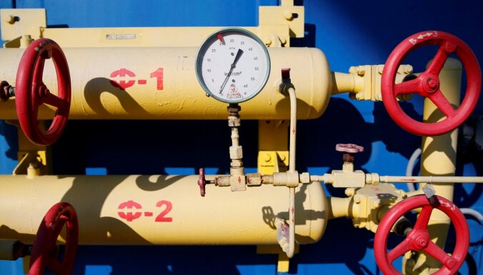 Ukraina pirmo reizi vēsturē importē gāzi no Ungārijas