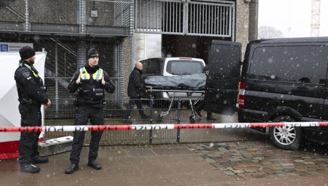 Hamburgā Jehovas liecinieku lūgšanu vietu apšaudījis tās bijušais loceklis