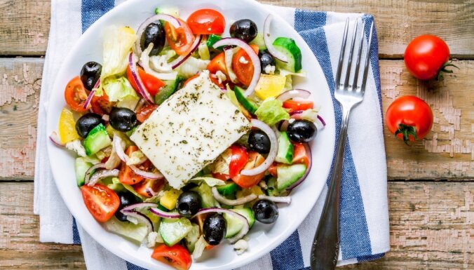 Grieķu gardēdība – špikeris karsto dienu ēdienkartei