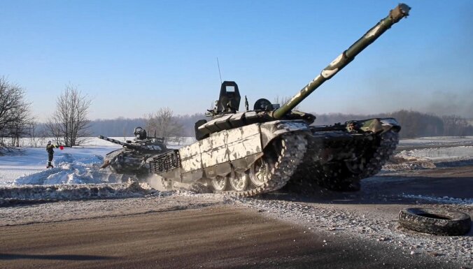 Krievijas armijai dota pavēle par uzbrukumu Ukrainai, ziņo ASV izlūkdienesti