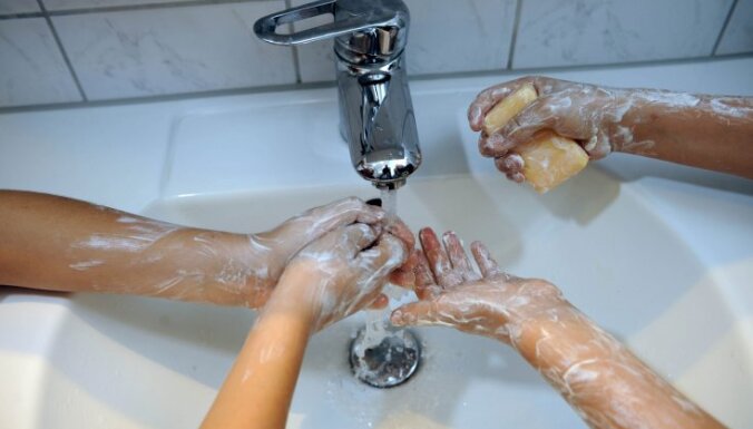 На этих выходных — праздник Риги: посетителей призывают часто мыть руки и не толпиться