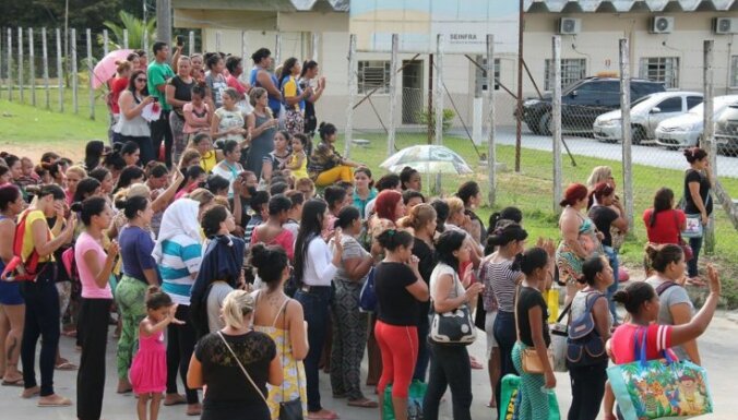 Более 60 человек погибли во время бунта в бразильской тюрьме