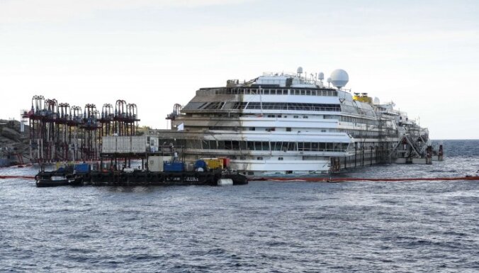'Costa Concordia' izcelšana: pusgada laikā plānots pabeigt iespaidīgo operāciju