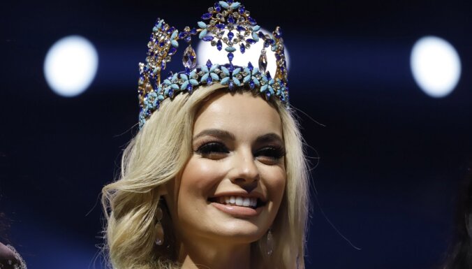 ФОТО: Новой "Мисс мира" стала польская модель Каролина Белявска