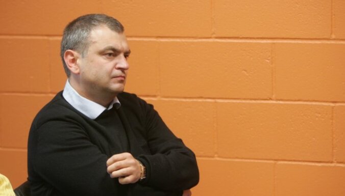 Apsūdzētais Gavrilovs intervijā LA – par Indriksonu, 'Euro 2004' naudu un iešanu pirtī pie Baltiņa