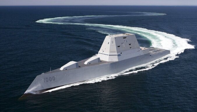 ASV Jūras spēku rīcībā nonāk visu laiku lielākais iznīcinātājkuģis 'USS Zumwalt'