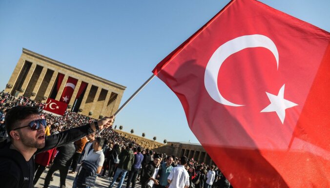 Turcija un Ēģipte atjaunojušas diplomātiskos kontaktus