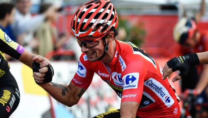 Rogličs ar uzvaru 'Vuelta a Espana' atver jaunu lappusi Slovēnijas riteņbraukšanas vēsturē