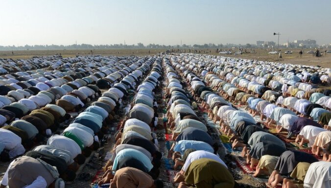 Мусульмане отмечают свой главный праздник — Курбан-Байрам