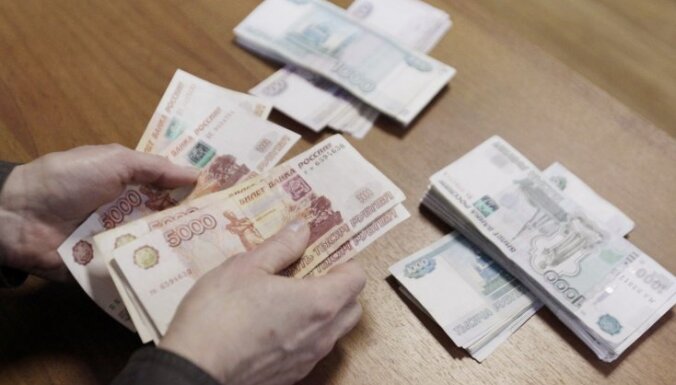 Бизнесмены начали репатриацию капиталов в Россию из-за санкций США