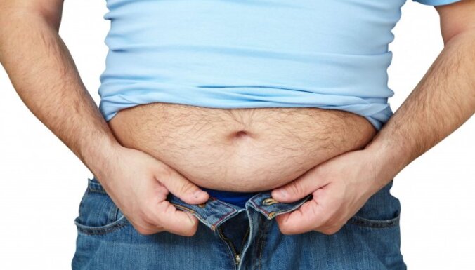 Pētījumā identificē retu ģenētisku mutāciju, kas varētu pasargāt pret lieko svaru