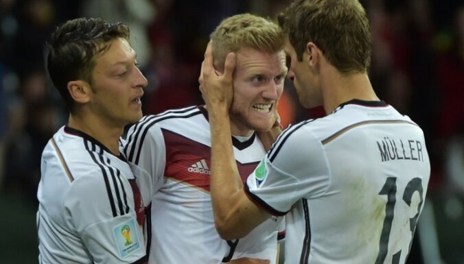 Par uzvaru Pasaules kausā Vācijas izlases futbolisti saņems pa 350 tūkstošiem eiro