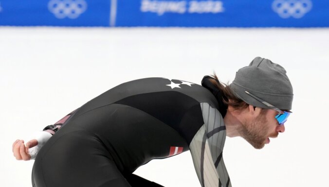 Foto: Silovs iemēģina Pekinas olimpisko ovālu