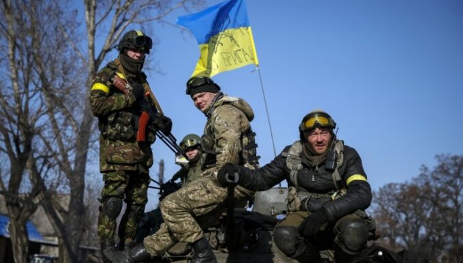 No ziedotājiem Latvijā līdz frontei Ukrainā – latviešu brīvprātīgie apgādā Ukrainas karavīrus