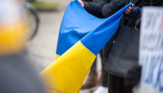 Saeima vienbalsīgi pieņem likumu Ukrainas civiliedzīvotāju atbalstam