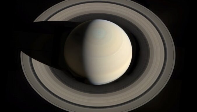 По космической пыли установлен возраст одного из колец Сатурна