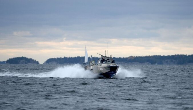 Шведы продолжают поиски российской подводной лодки
