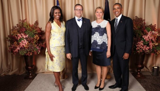 Igaunijas pirmā lēdija tikusies ar Mišelu Obamu