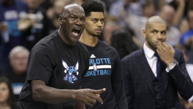 Leģendārais Džordans grasās pārdot kontroli pār NBA klubu 'Hornets'