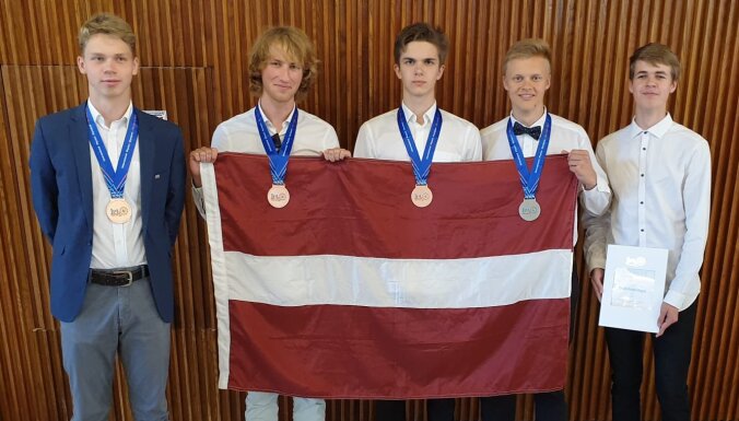 Latvijas skolēniem četras medaļas Starptautiskajā fizikas olimpiādē