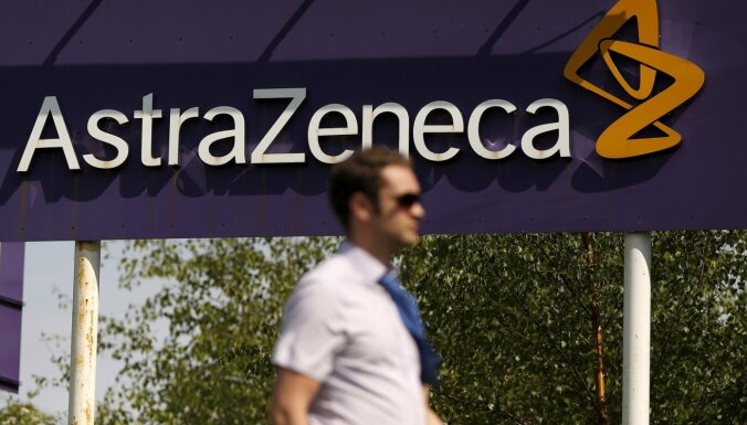 'AstraZeneca' aptur Covid-19 vakcīnas izmēģinājumu pēc brīvprātīgā saslimšanas
