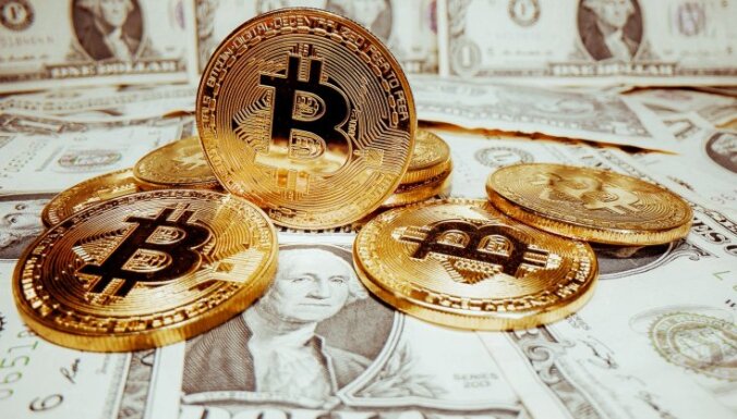 Investori cer uz 'Bitcoin' atgūšanos