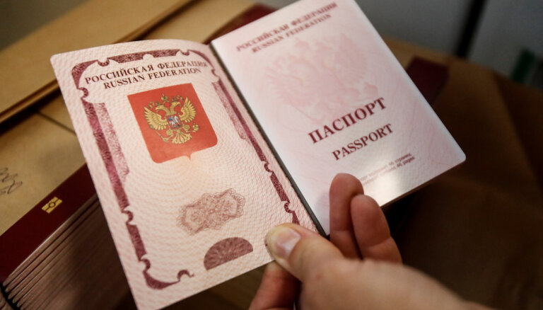 В четверг Сейм решит, давать ли ход продлению сроков получения нового ВНЖ и сдачи экзаменов по госязыку гражданами РФ