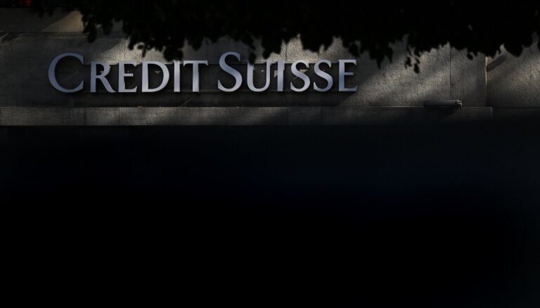 Vai neatkārtosies 2008. gads? Kā svarīgās Šveices bankas problēmas ietekmē pasauli