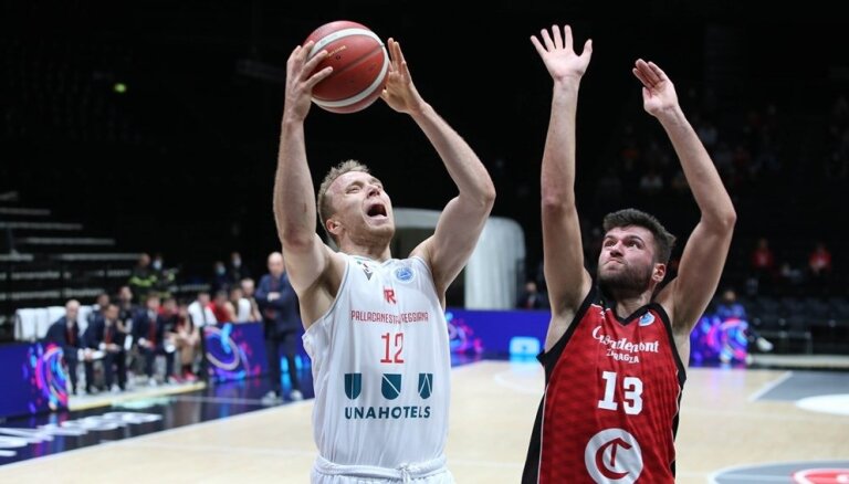 Strautiņš gūst 15 punktus un izcīna uzvaru FIBA Eiropas kausa mačā