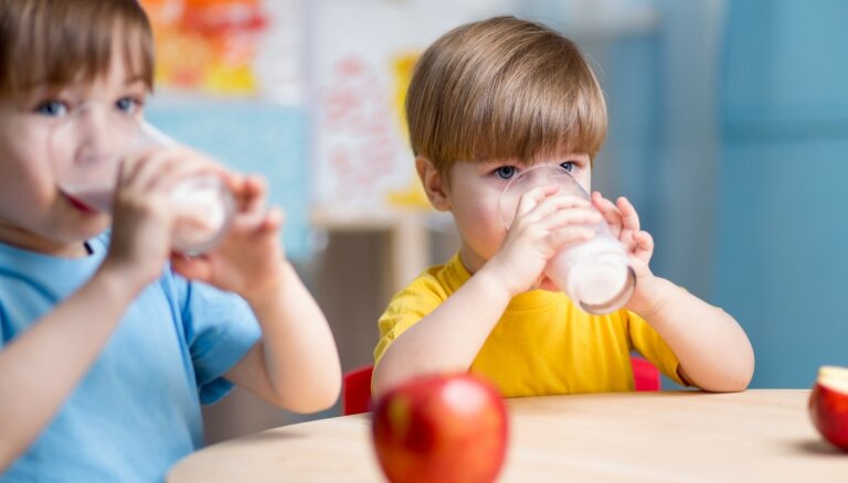 Vai ar uztura palīdzību var stiprināt bērna zobus?
