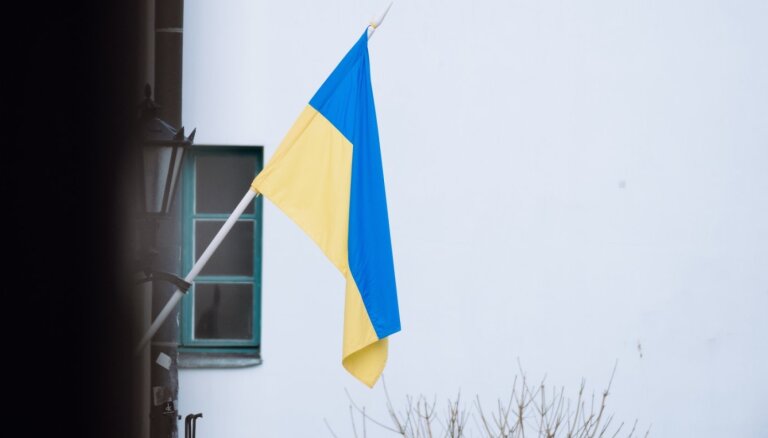 Valdība atbalsta alternatīvo risinājumu finansiālās palīdzības sniegšanai Ukrainai