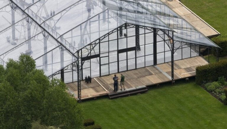 ФОТО: Для свадьбы Пиппы Миддлтон построили "замок" из стекла