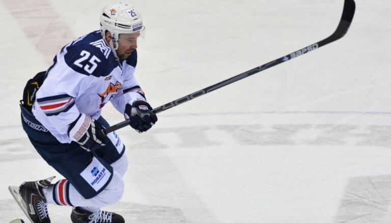 Zaripovs un vēl divi KHL hokejisti pieķerti dopinga lietošanā